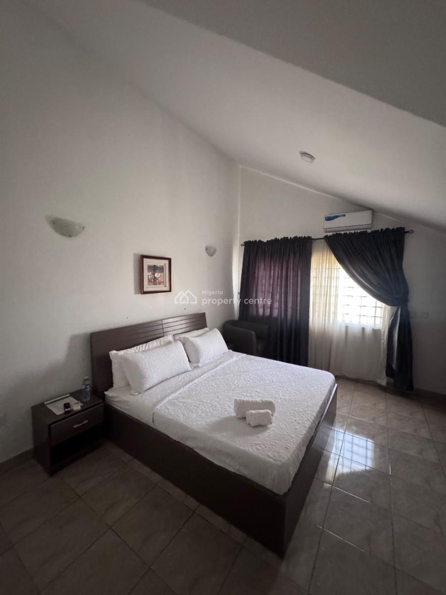 Fully Furnished 3 Bedroom Apartment, Wuse 2, Abuja, Flat / Apartment Short Let