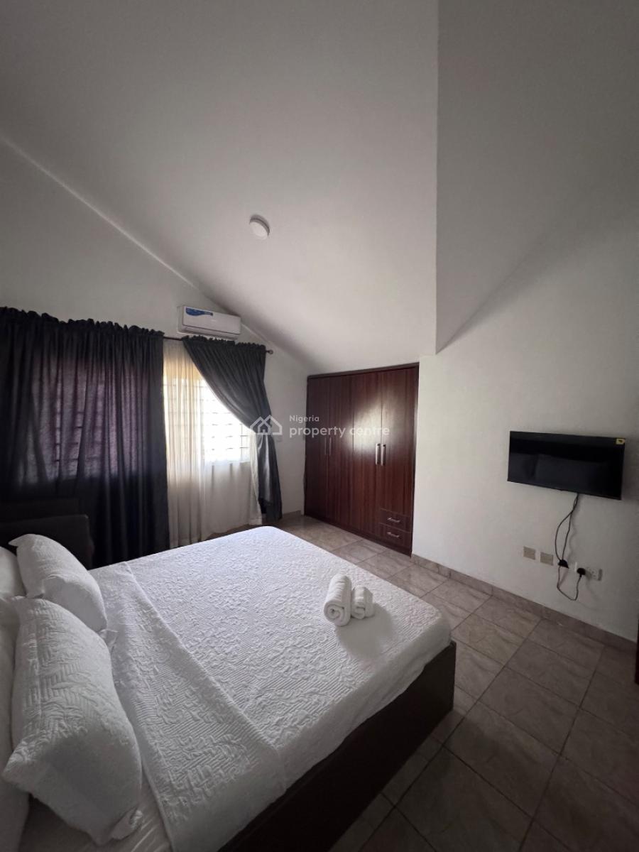 Fully Furnished 3 Bedroom Apartment, Wuse 2, Abuja, Flat / Apartment Short Let