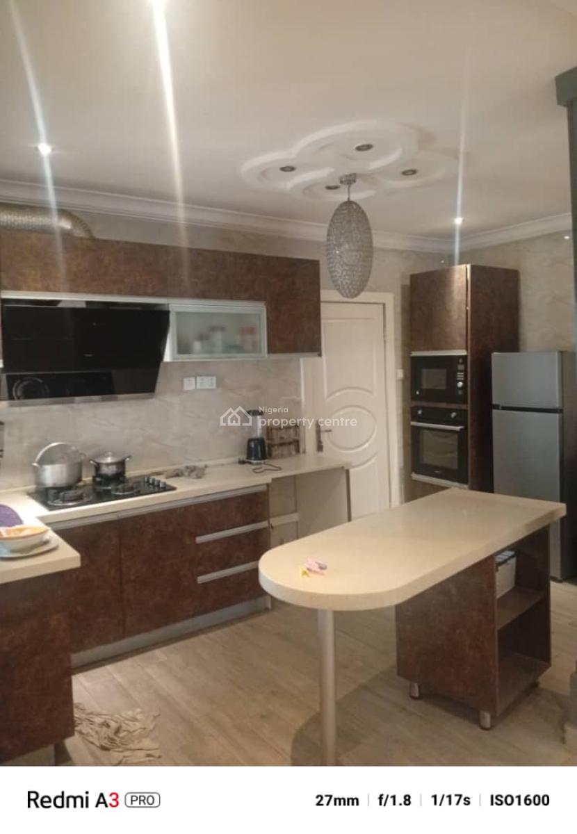 Luxury Three Bedroom Flat, Gateway Zone, Gra Phase 1, Magodo, Lagos, Flat / Apartment for Sale