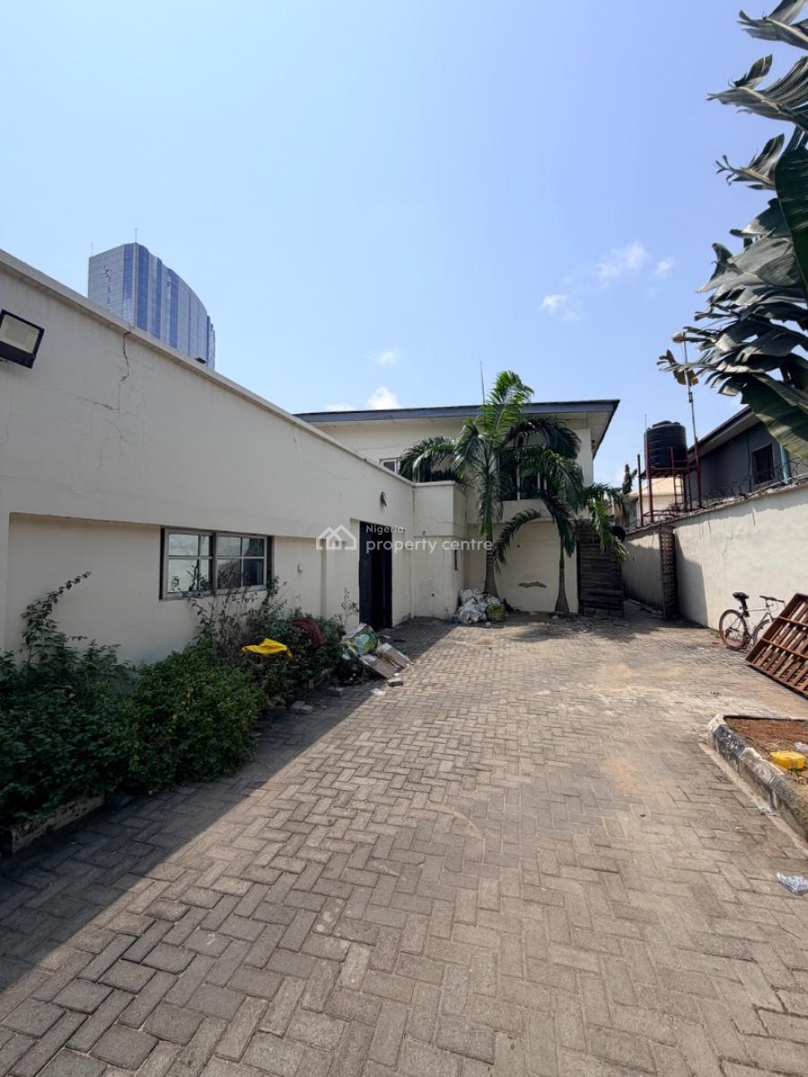 Commercial 4 Bedroom Detached Building + Open Space Hall, Off Adeola Odeku, Victoria Island (vi), Lagos, Office Space for Rent