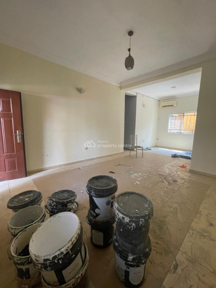Renovated 2 Bedrooms Flat in a Secured Environment, By Stella Maris School, Durumi, Abuja, Flat / Apartment for Rent