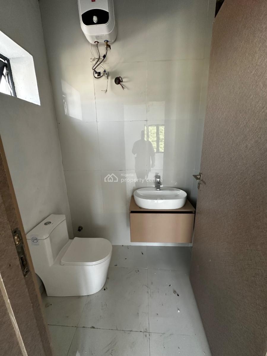 Brand New 2 and 3 Bedroom Apartments, Admiralty Way, Lekki Phase 1, Lekki, Lagos, Flat / Apartment for Rent