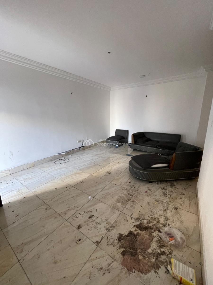 Spacious 1-bedroom Apartment (mini Flat) with Balcony and Two Toilets, Before Dominos Pizza, Very Close to The Expressway, Agungi, Lekki, Lagos, Mini Flat (room and Parlour) for Rent