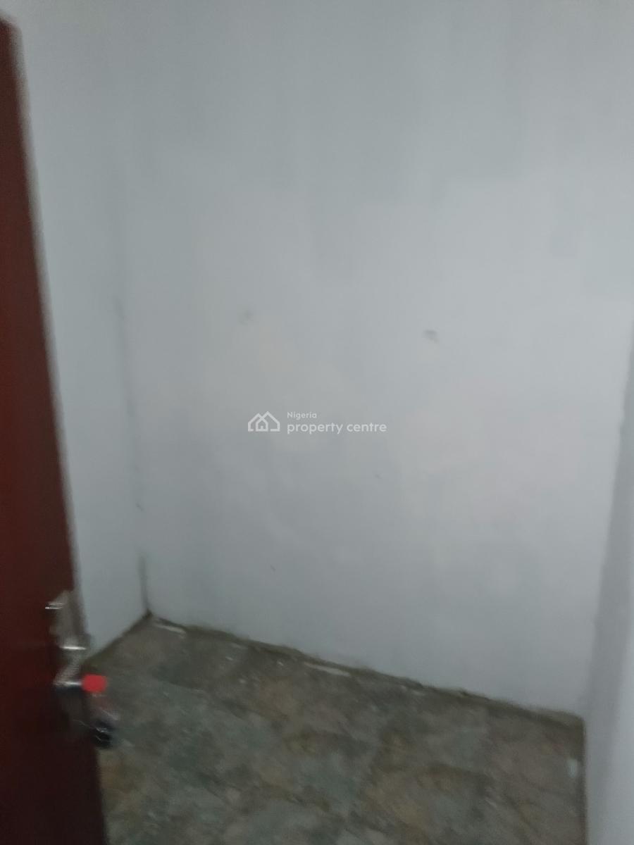 Fantastic 3 Bedrooms Flat (self Serviced), Atlantic View Estate, Alpha Beach Road, New-road Bustop, Igbo Efon, Lekki, Lagos, Flat / Apartment for Rent