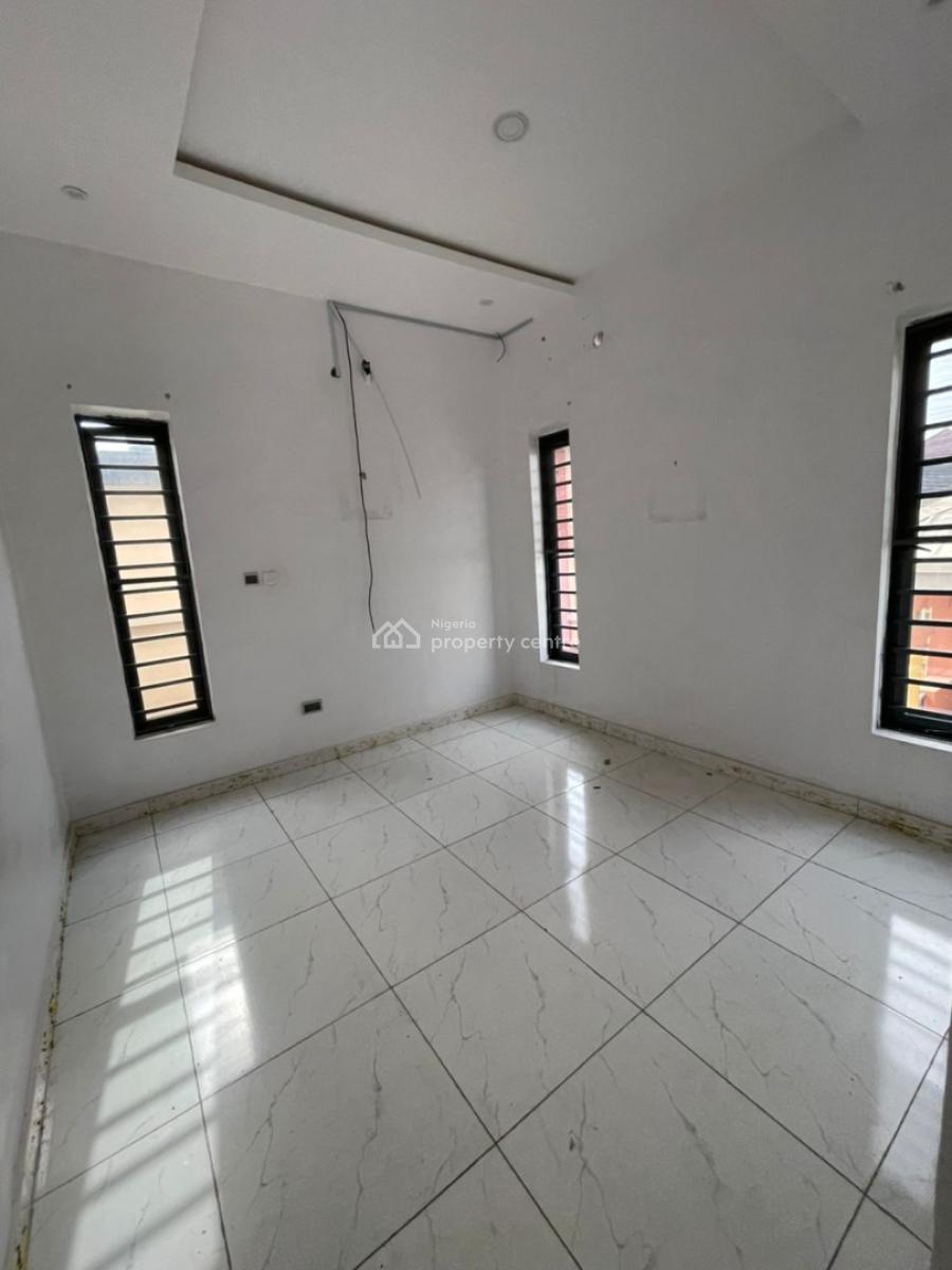 4 Bedrooms Semi Detached Duplex with a Bq, Ikota, Lekki, Lagos, Semi-detached Duplex for Rent