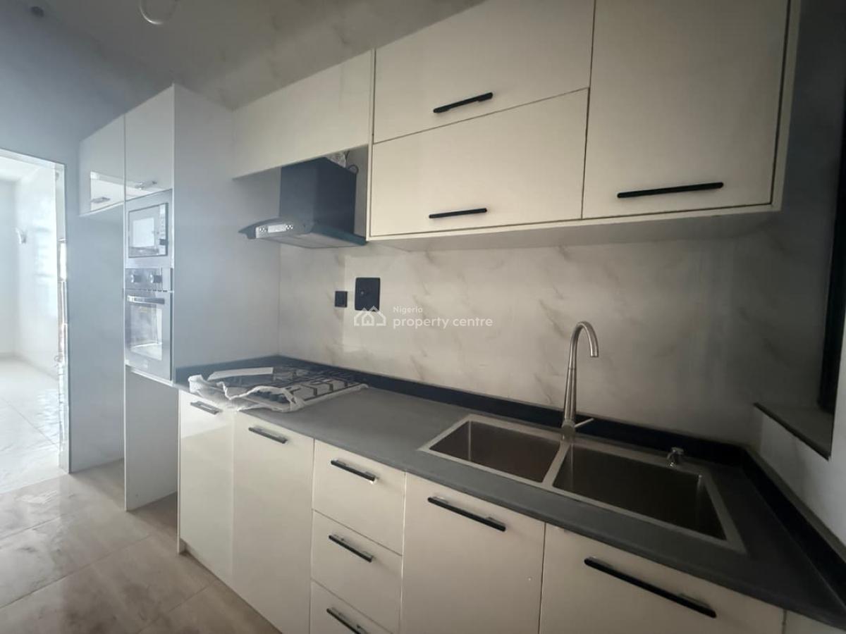 New/luxurious 3bd Duplex, Chevron Alternative, Daffodil Estate, Chevron Alternative Lekki Lagos Nigeria, Lekki Expressway, Lekki, Lagos, Terraced Duplex for Sale