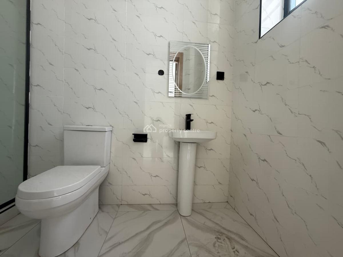 New/luxurious 3bd Duplex, Chevron Alternative, Daffodil Estate, Chevron Alternative Lekki Lagos Nigeria, Lekki Expressway, Lekki, Lagos, Terraced Duplex for Sale