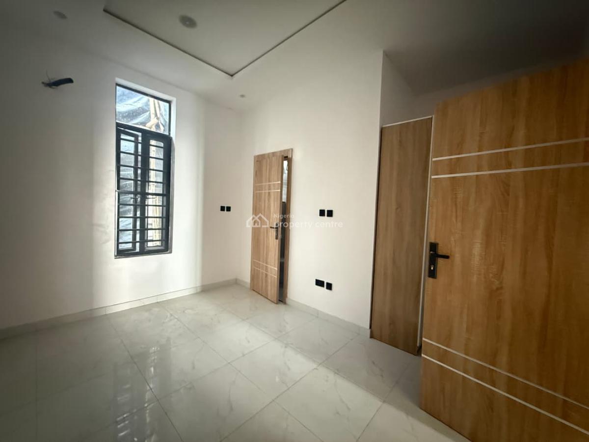 New/luxurious 3bd Duplex, Chevron Alternative, Daffodil Estate, Chevron Alternative Lekki Lagos Nigeria, Lekki Expressway, Lekki, Lagos, Terraced Duplex for Sale