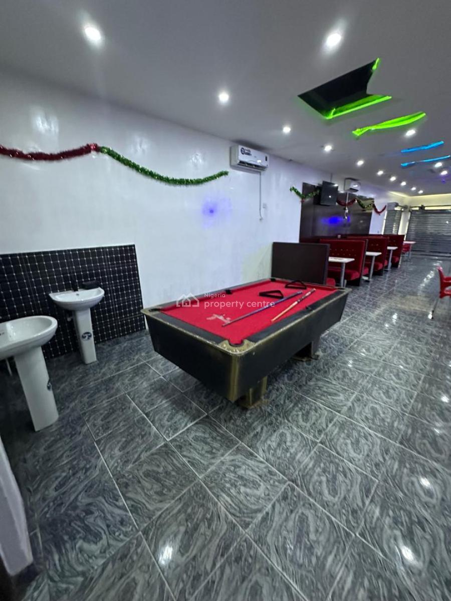 Functional Fast Food Outlet Available, Oyigbo Afam Roundabout, Oyigbo, Rivers, Plaza / Complex / Mall for Sale