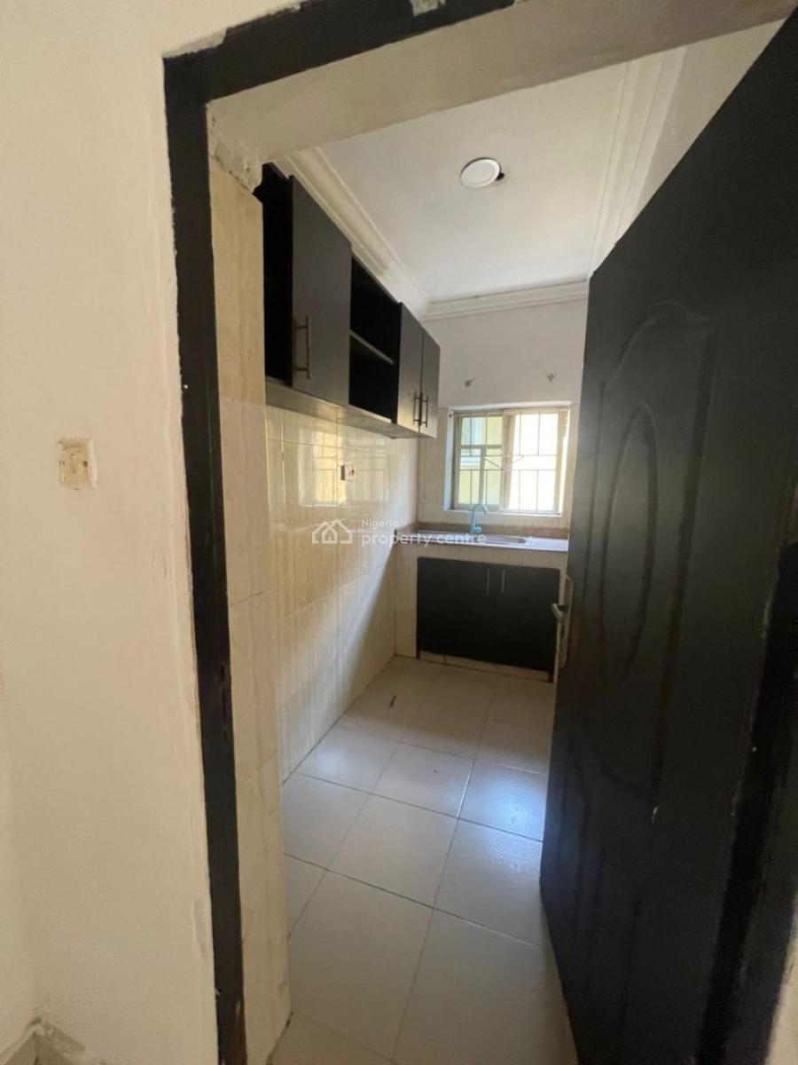 Standard Spacious Upstairs Neat Miniflat, Badore, Badore, Ajah, Lagos, House for Rent