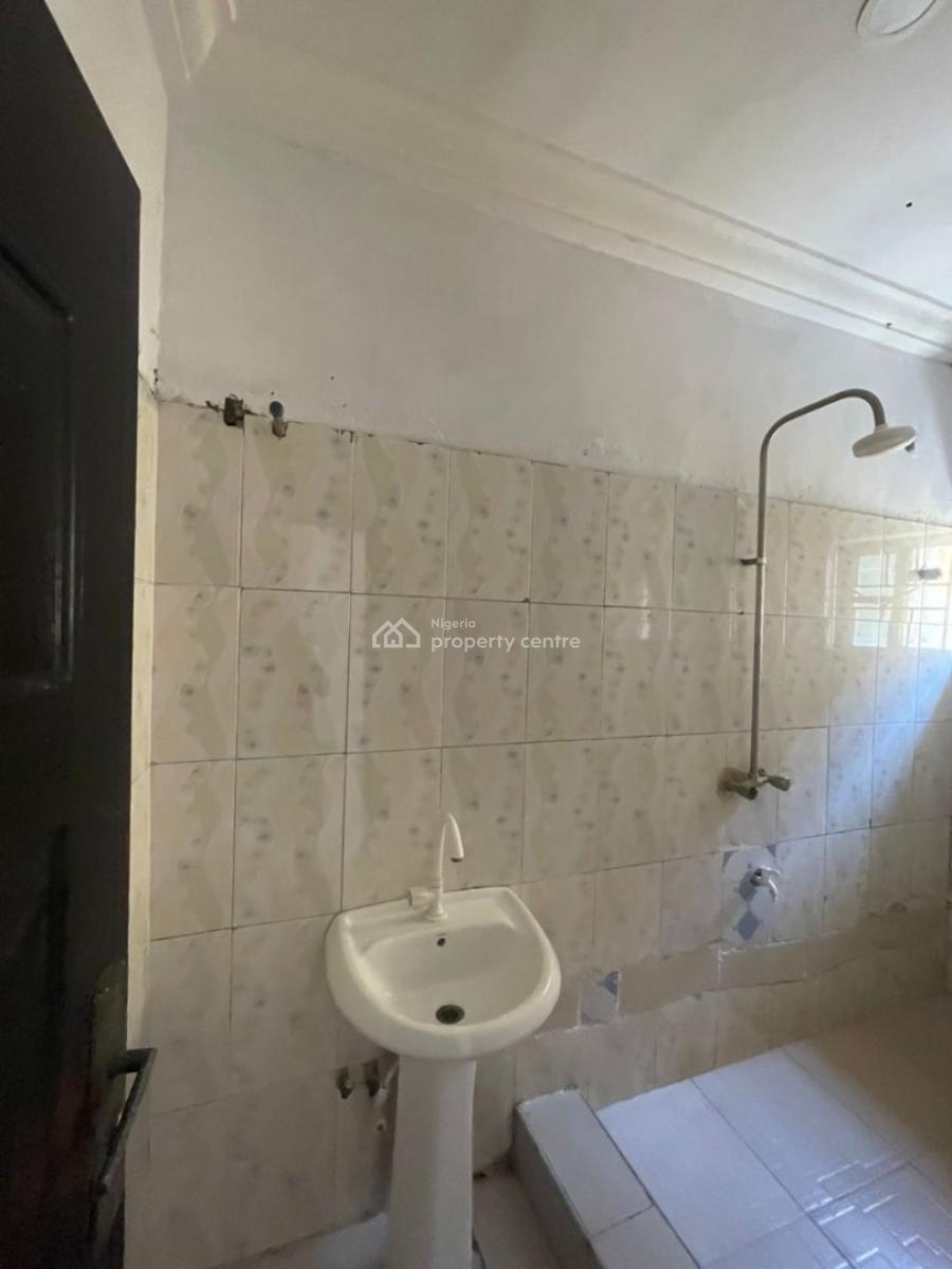 Standard Spacious Upstairs Neat Miniflat, Badore, Badore, Ajah, Lagos, House for Rent