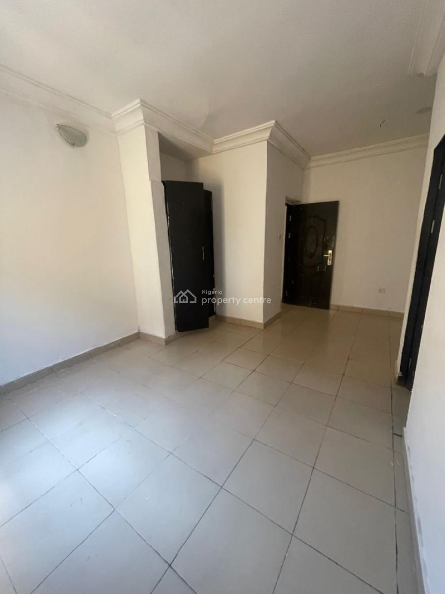 Standard Spacious Upstairs Neat Miniflat, Badore, Badore, Ajah, Lagos, House for Rent
