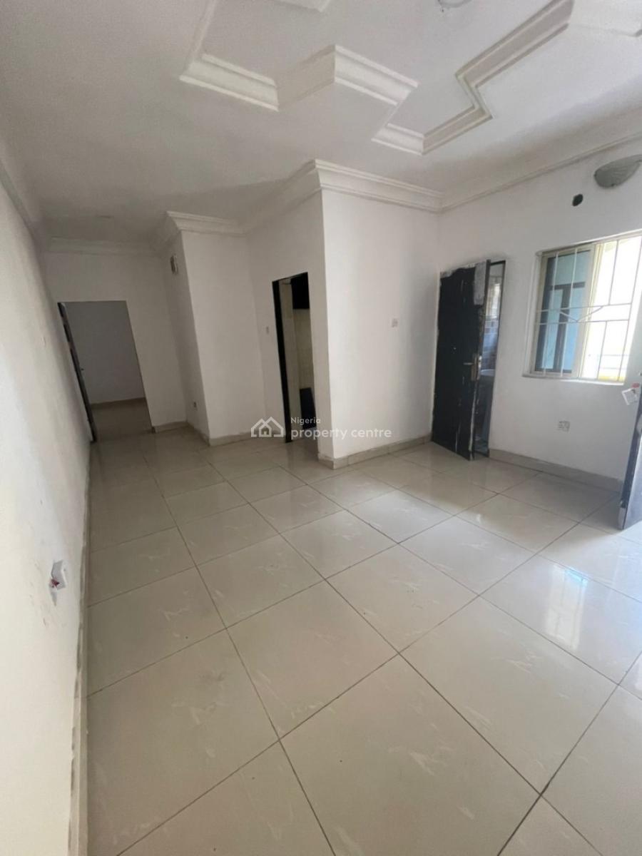 Standard Spacious Upstairs Neat Miniflat, Badore, Badore, Ajah, Lagos, House for Rent