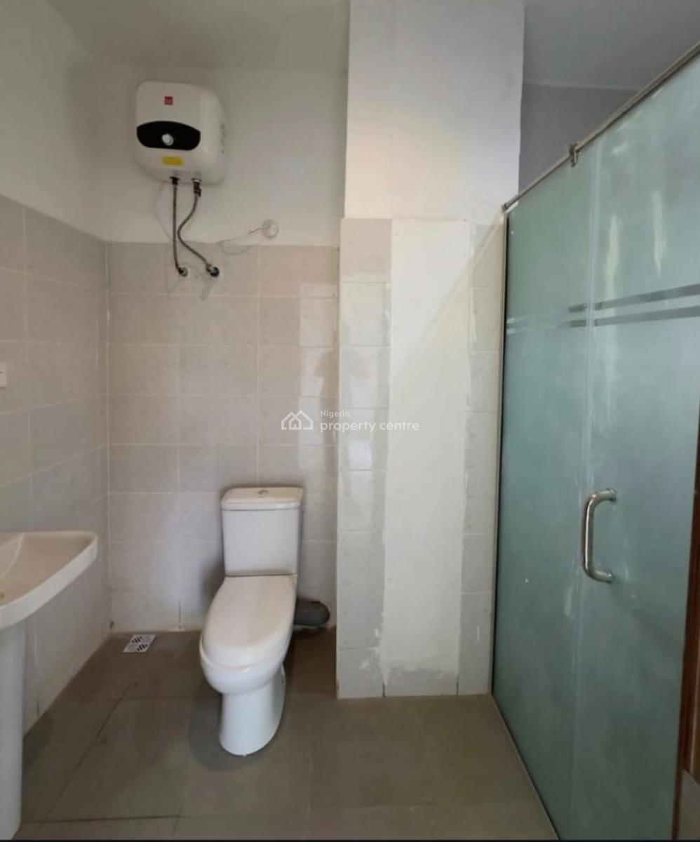 Fully Serviced 2 Bedrooms Apartment at Lekki Phase 1, Lekki Phase 1, Lekki, Lagos, Flat / Apartment for Rent
