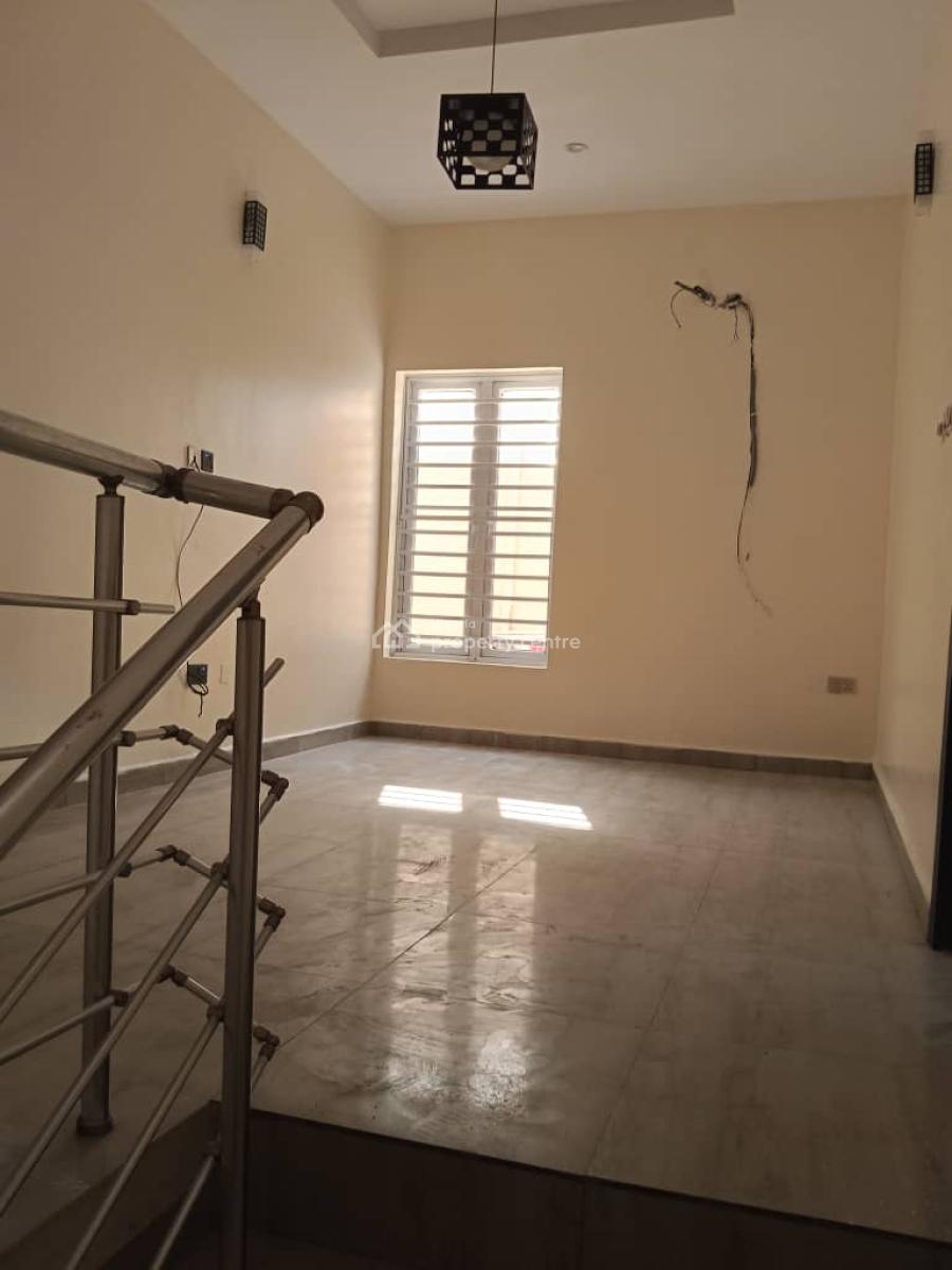 4 Bedroom Semi Detached Duplex with Bq., Orchid, Lekki, Lagos, Semi-detached Duplex for Rent