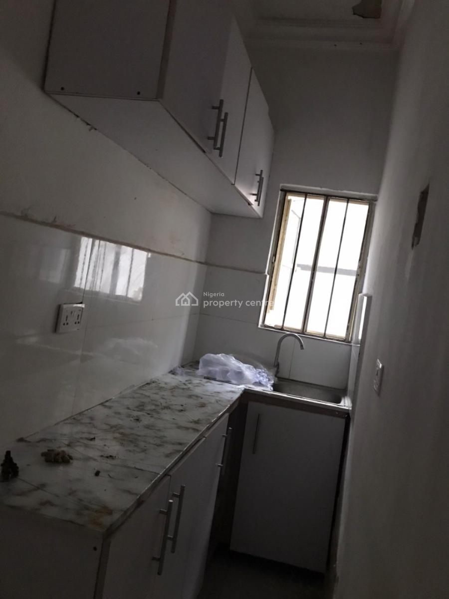 Spacious Mini Flat Downstairs, Off Omorinre Johnson Street, Lekki Phase 1 Lagos, Lekki Phase 1, Lekki, Lagos, Mini Flat (room and Parlour) for Rent