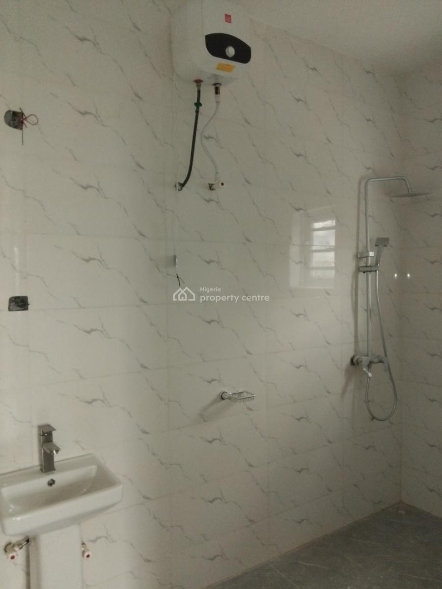 Luxury 3 Bedrooms Flat, 34, White Line Street, Thera Anex Estate, Ogombo, Ajah, Lagos, Flat / Apartment for Rent