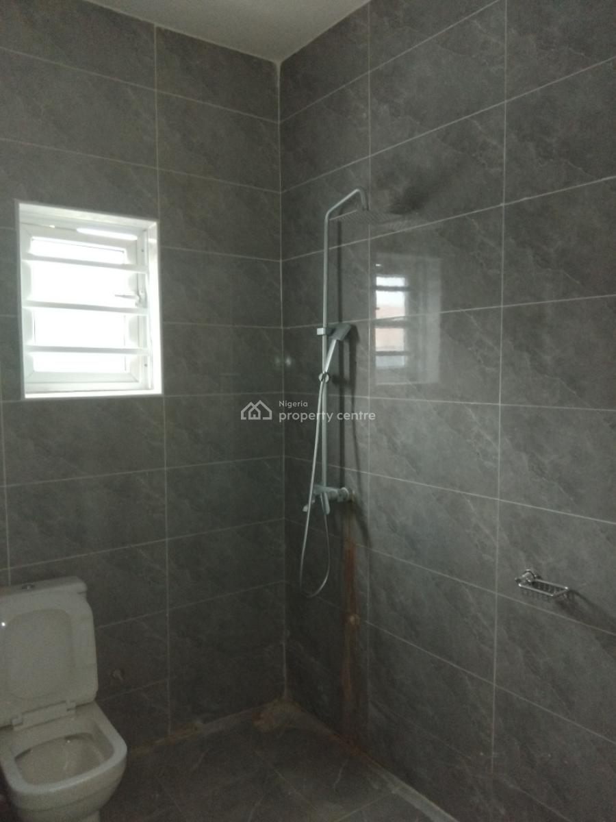 Luxury 3 Bedrooms Flat, 34, White Line Street, Thera Anex Estate, Ogombo, Ajah, Lagos, Flat / Apartment for Rent