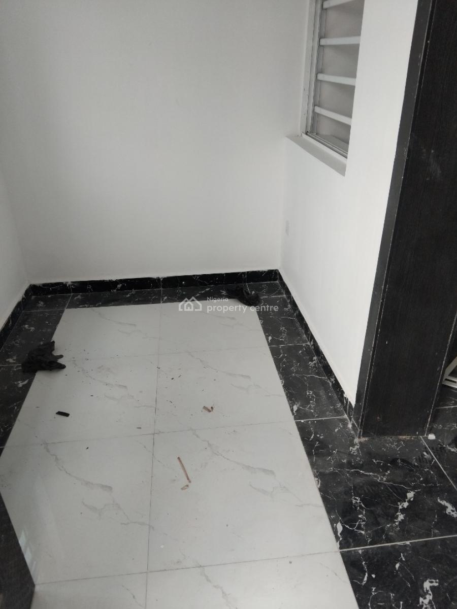 Luxury 3 Bedrooms Flat, 34, White Line Street, Thera Anex Estate, Ogombo, Ajah, Lagos, Flat / Apartment for Rent