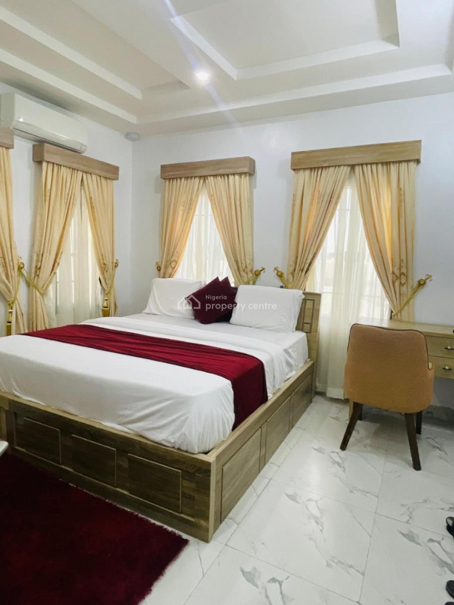 Nicely Furnished 2 Bedroom Apartment, Port Harcourt, Rivers, Flat / Apartment Short Let