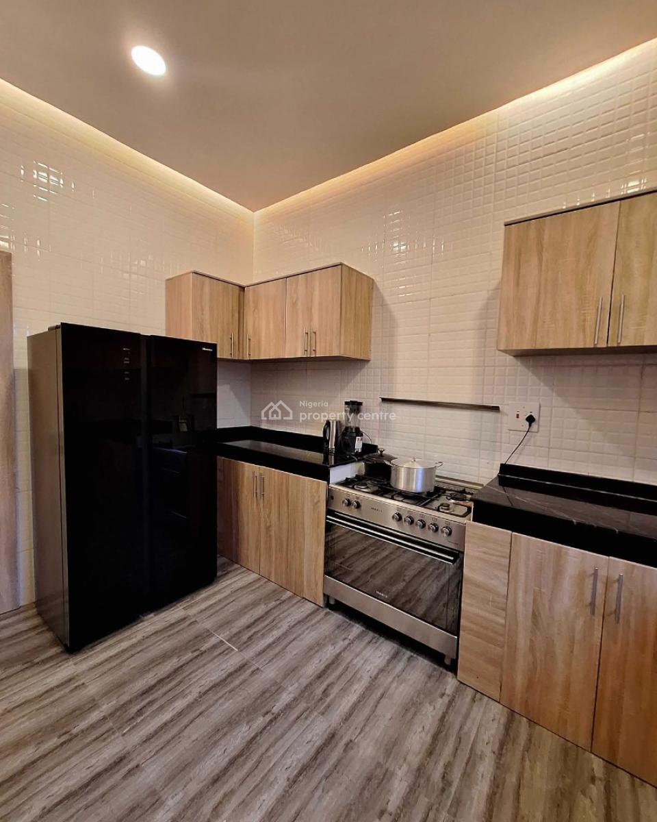 Nicely Furnished 4 Bedroom Apartment, Uyo, Akwa Ibom, Flat / Apartment Short Let