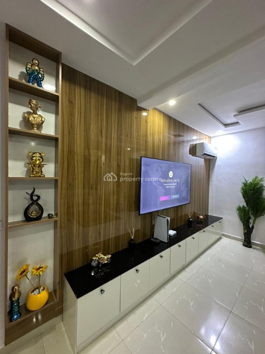 Nicely Furnished 4 Bedroom Apartment, Ikate, Lekki, Lagos, Flat / Apartment Short Let