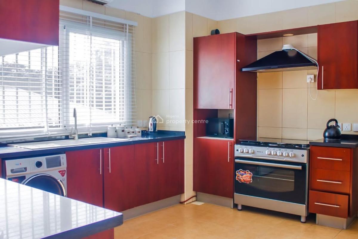 Nicely Furnished 3 Bedroom Apartment, Wuse 2, Abuja, Flat / Apartment Short Let