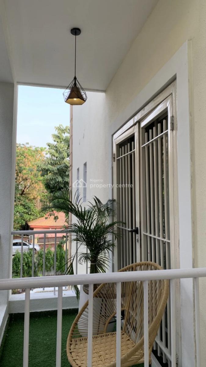 Nicely Furnished 3 Bedroom Apartment, Wuse 2, Abuja, Flat / Apartment Short Let