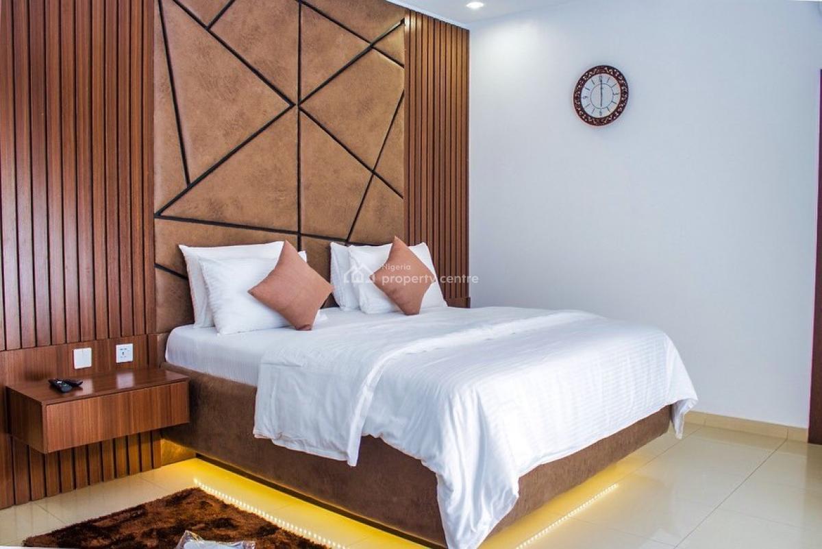 Nicely Furnished 3 Bedroom Apartment, Wuse 2, Abuja, Flat / Apartment Short Let