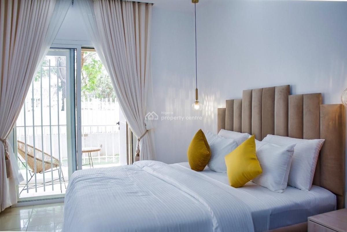 Nicely Furnished 3 Bedroom Apartment, Wuse 2, Abuja, Flat / Apartment Short Let