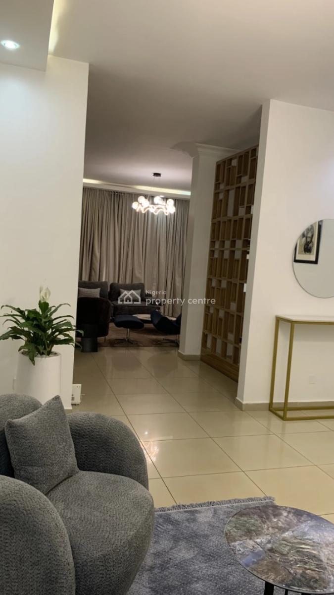 Nicely Furnished 3 Bedroom Apartment, Wuse 2, Abuja, Flat / Apartment Short Let