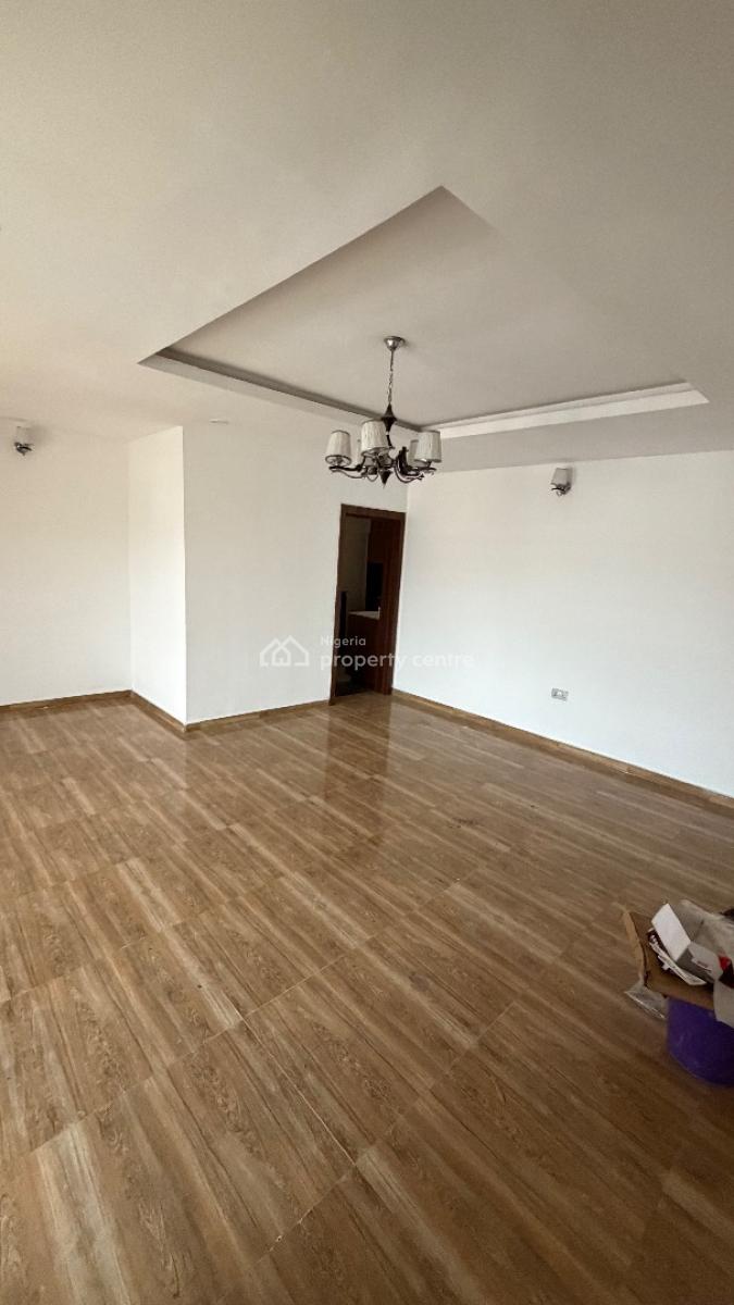 Self Serviced Lovely and Spacious 3 Bedroom, Ologolo, Lekki, Lagos, Flat / Apartment for Rent