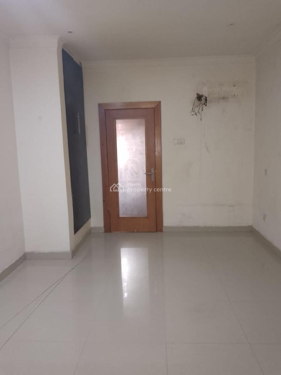 4 Bedrooms Semi Detached Duplex for Commercial, in Ikeja Gra, Ikeja Gra, Ikeja, Lagos, Semi-detached Duplex for Rent