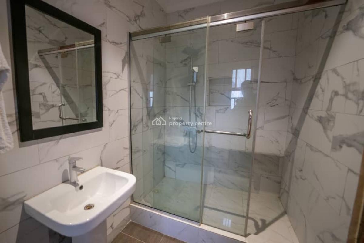 Nicely Furnished 3 Bedroom Apartment, Lekki Phase 1, Lekki, Lagos, Flat / Apartment Short Let