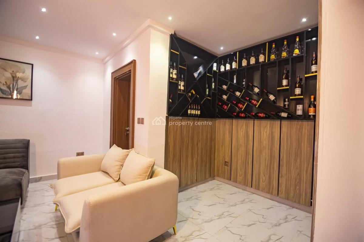 Nicely Furnished 4 Bedroom Apartment, Rayfield, Jos South, Plateau, Flat / Apartment Short Let