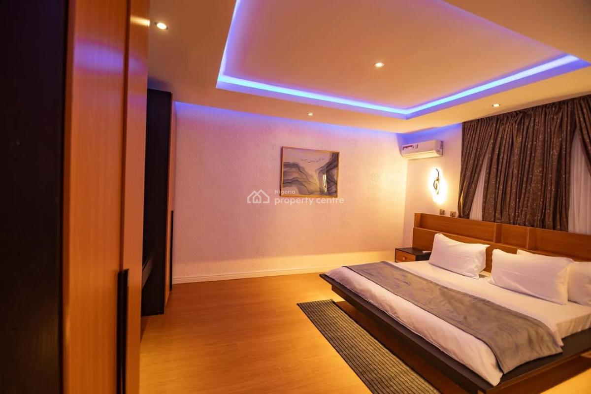 Nicely Furnished 4 Bedroom Apartment, Rayfield, Jos South, Plateau, Flat / Apartment Short Let