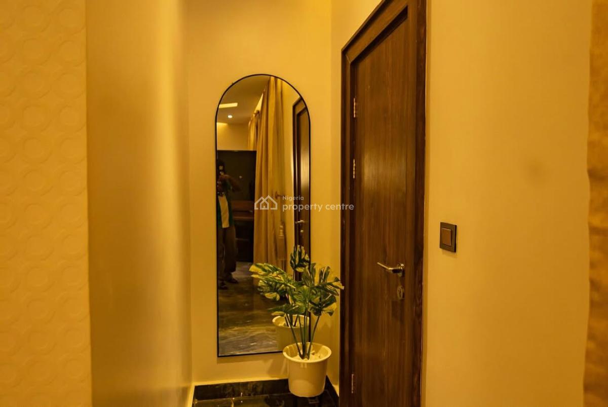 Nicely Furnished 4 Bedroom Apartment, Rayfield, Jos South, Plateau, Flat / Apartment Short Let