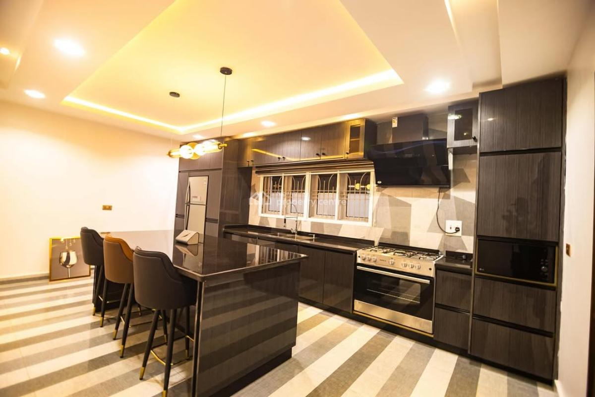 Nicely Furnished 4 Bedroom Apartment, Rayfield, Jos South, Plateau, Flat / Apartment Short Let