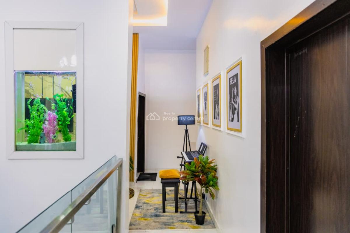 Nicely Furnished 4 Bedroom Apartment, Orchid, Lekki, Lagos, Flat / Apartment Short Let