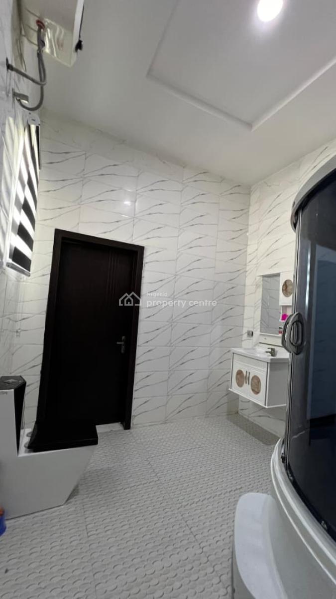 Nicely Furnished 4 Bedroom Apartment, Orchid, Lekki, Lagos, Flat / Apartment Short Let