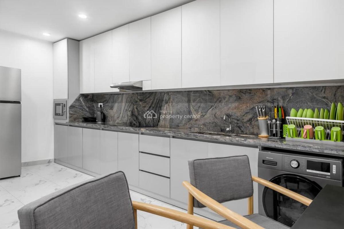 Nicely Furnished 2 Bedroom Apartment, Victoria Island (vi), Lagos, Flat / Apartment Short Let