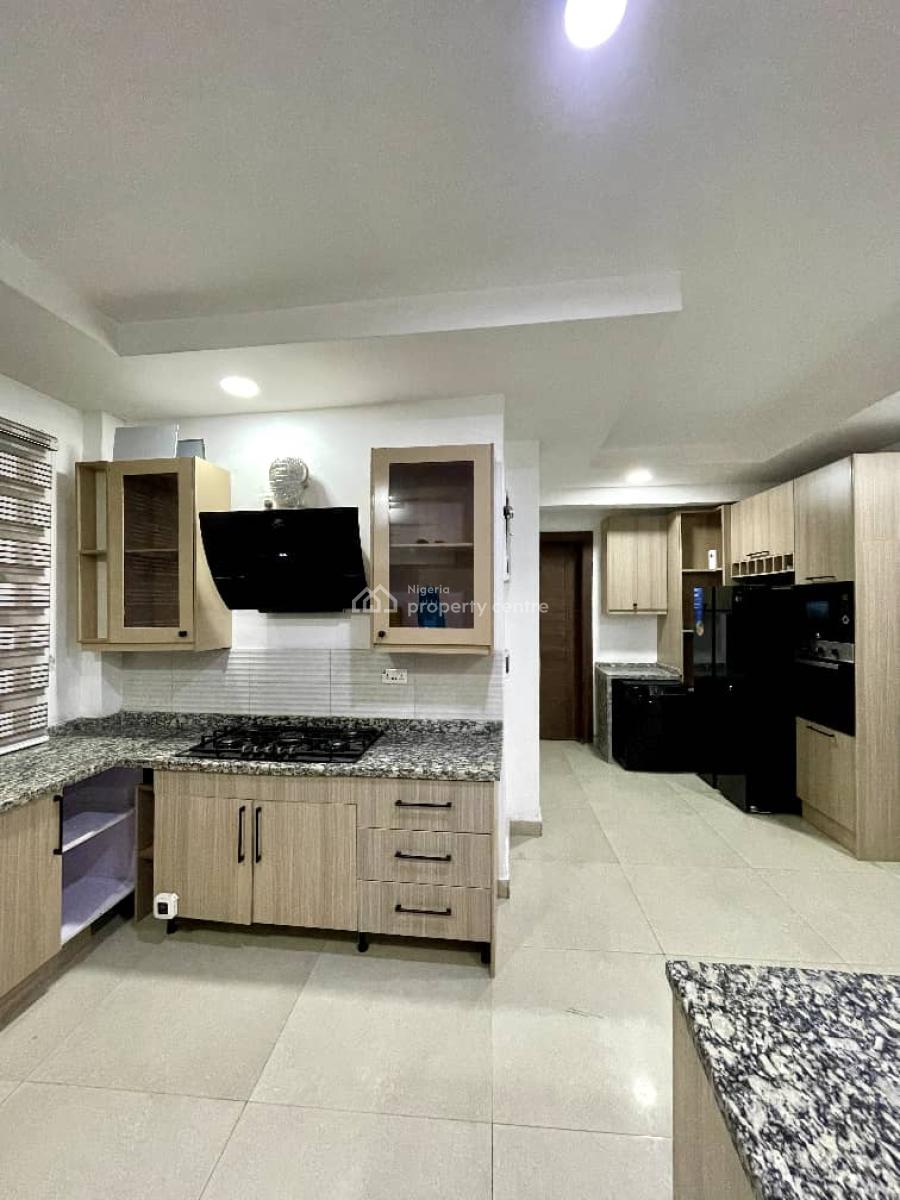 Nicely Furnished 3 Bedroom Apartment, Ikeja Gra, Ikeja, Lagos, Flat / Apartment Short Let