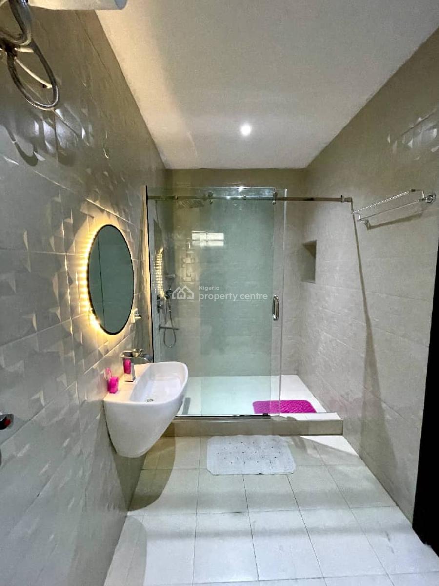 Nicely Furnished 3 Bedroom Apartment, Ikeja Gra, Ikeja, Lagos, Flat / Apartment Short Let