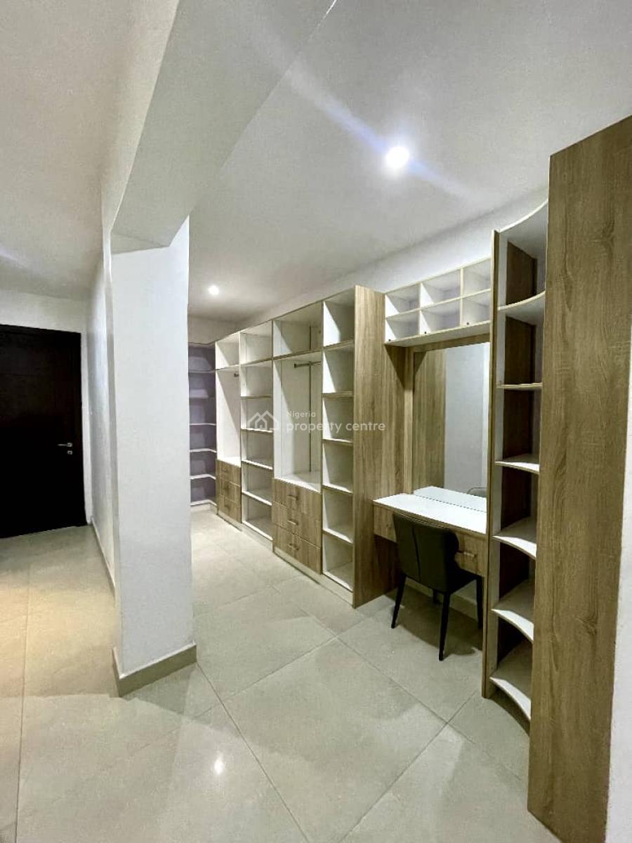 Nicely Furnished 3 Bedroom Apartment, Ikeja Gra, Ikeja, Lagos, Flat / Apartment Short Let