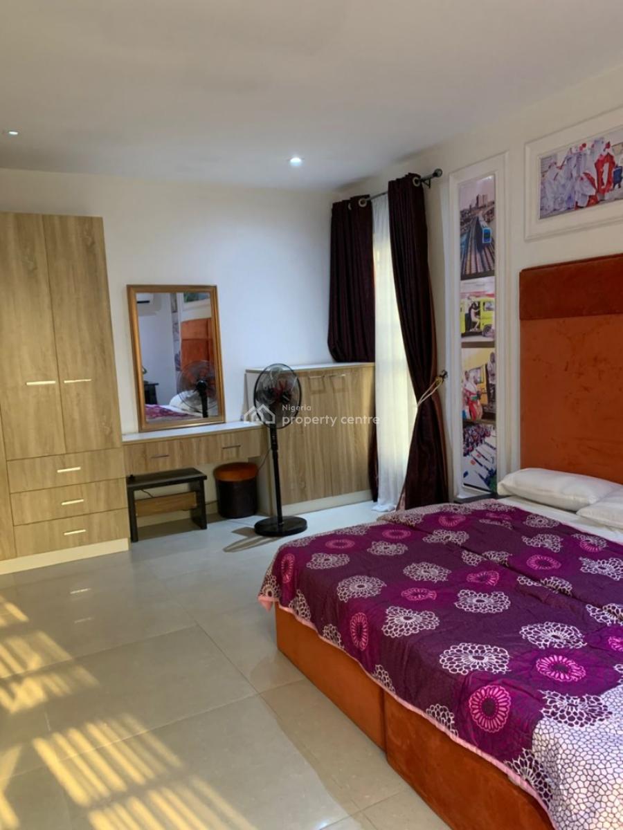 Nicely Furnished 2 Bedroom Apartment, Ikeja Gra, Ikeja, Lagos, Flat / Apartment Short Let
