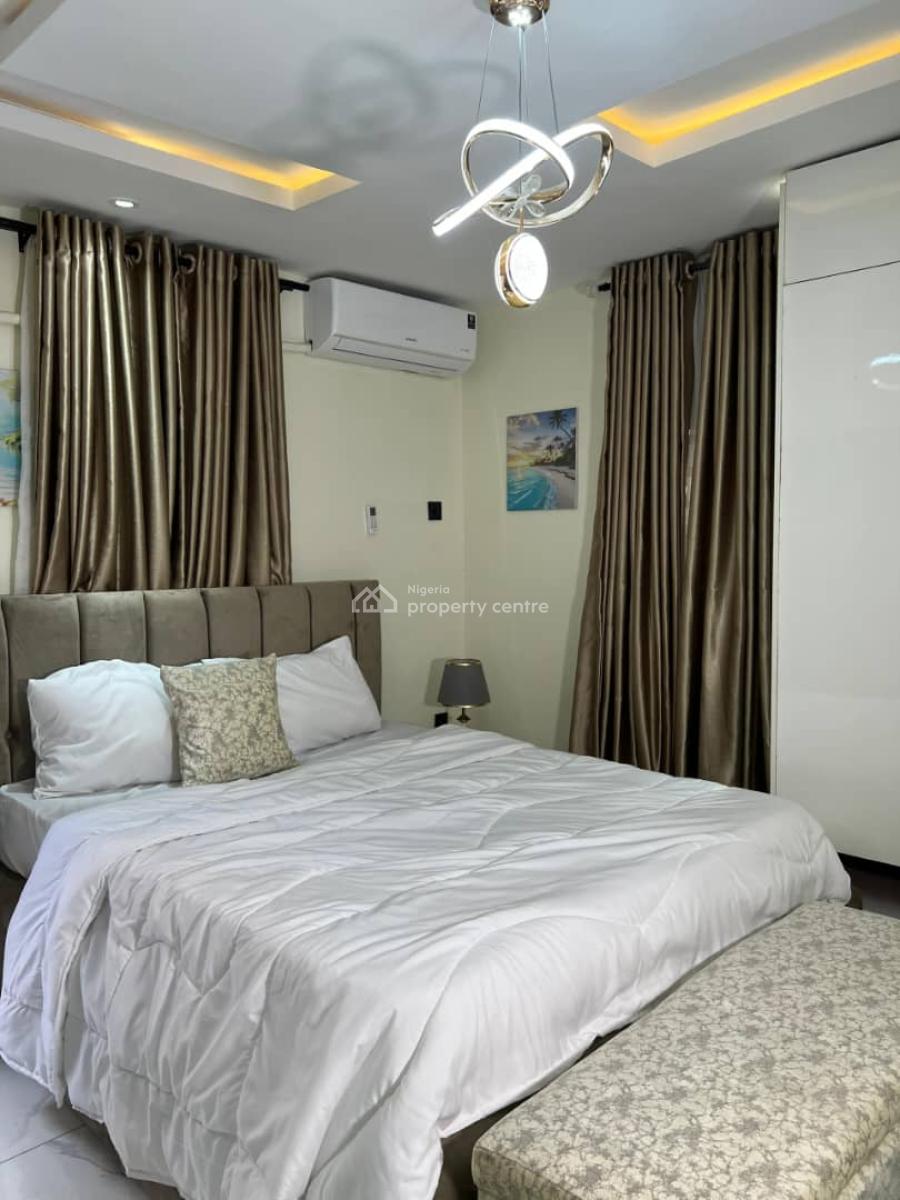 Nicely Furnished 3 Bedroom Apartment, Surulere, Lagos, Flat / Apartment Short Let