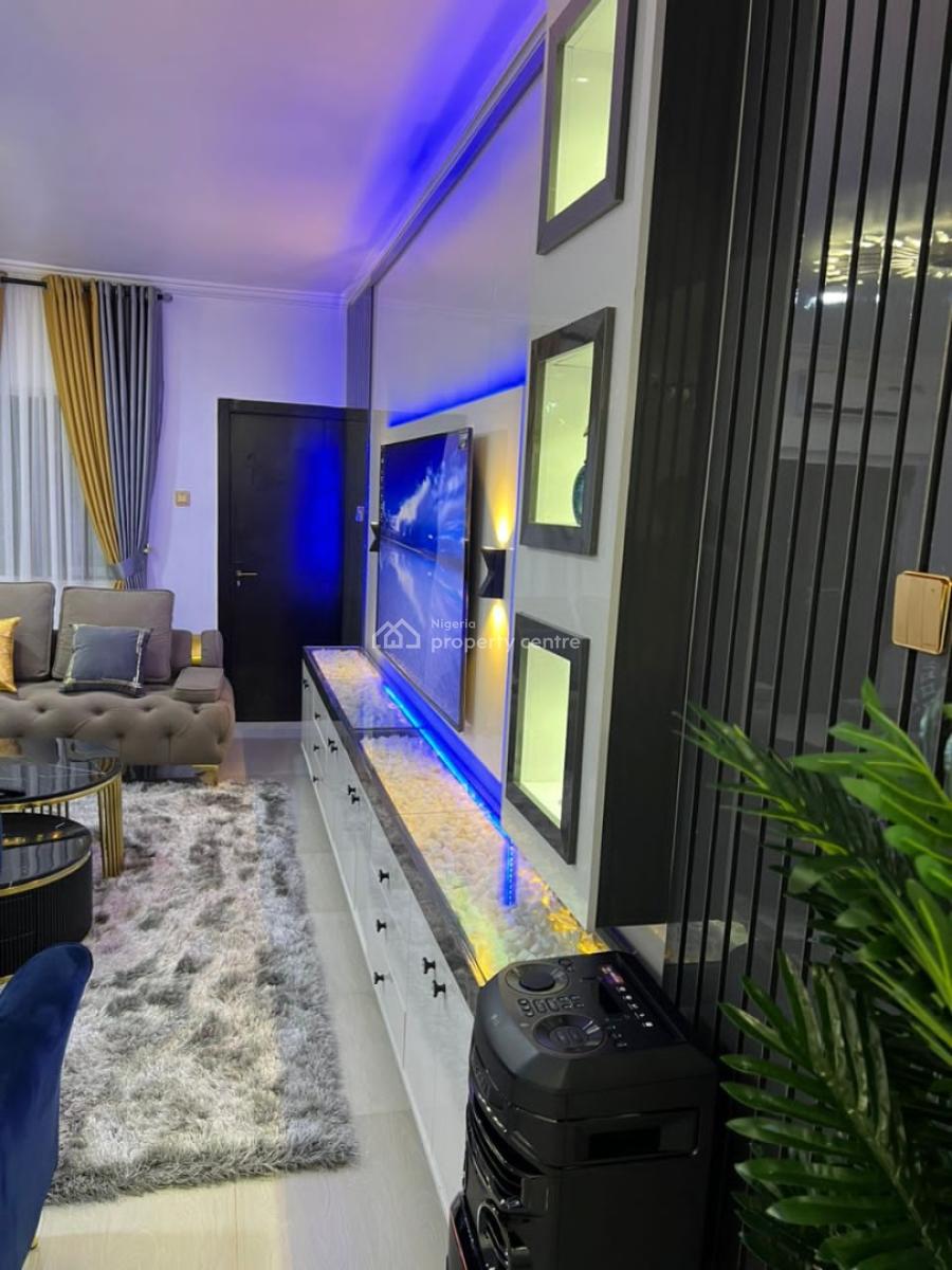 Nicely Furnished 3 Bedroom Apartment, Sangotedo, Ajah, Lagos, Flat / Apartment Short Let