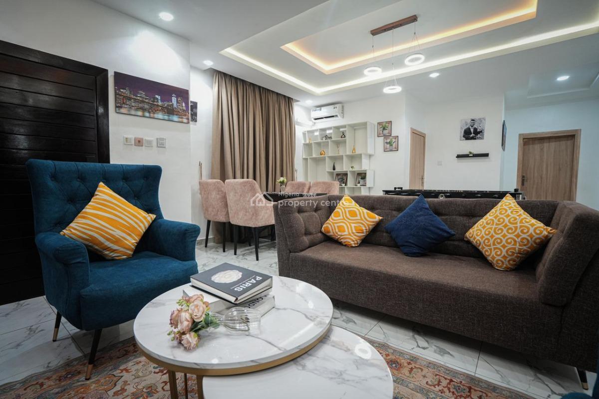 Nicely Furnished 3 Bedroom Apartment, Surulere, Lagos, Flat / Apartment Short Let