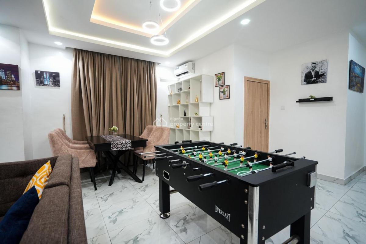 Nicely Furnished 3 Bedroom Apartment, Surulere, Lagos, Flat / Apartment Short Let