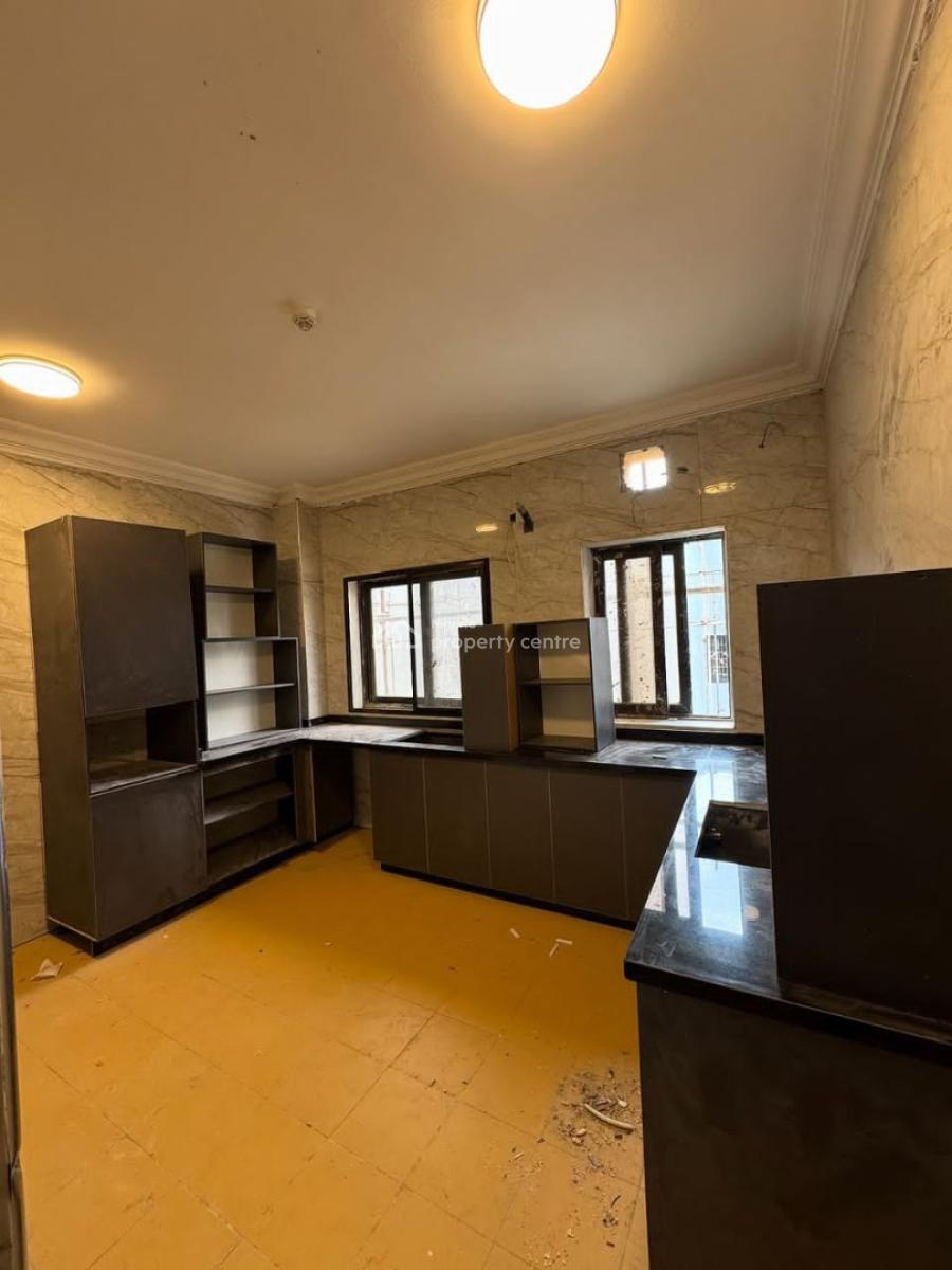 3 Bedroom Apartment with Bq & Pool, Lekki Phase 1, Lekki, Lagos, Flat / Apartment for Rent